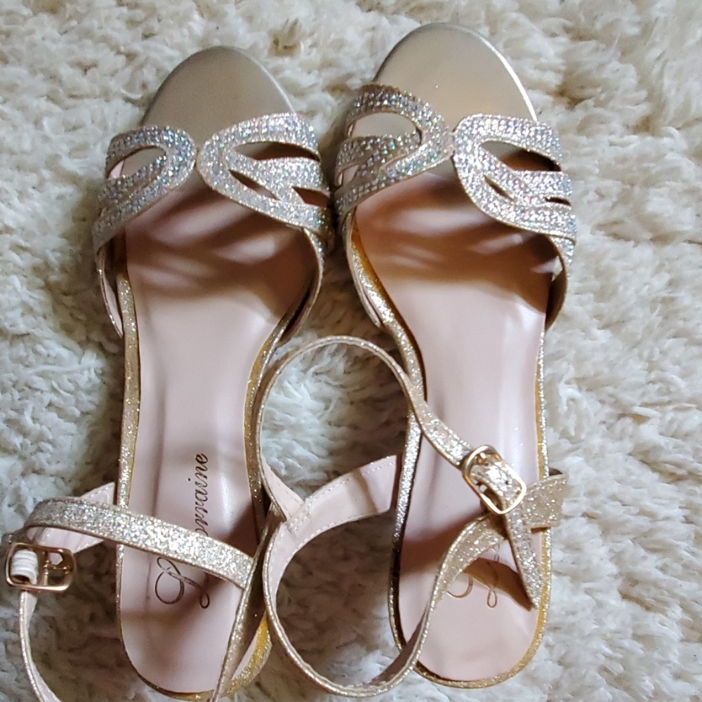 Child dress shoes. Irrdescent sparkly.